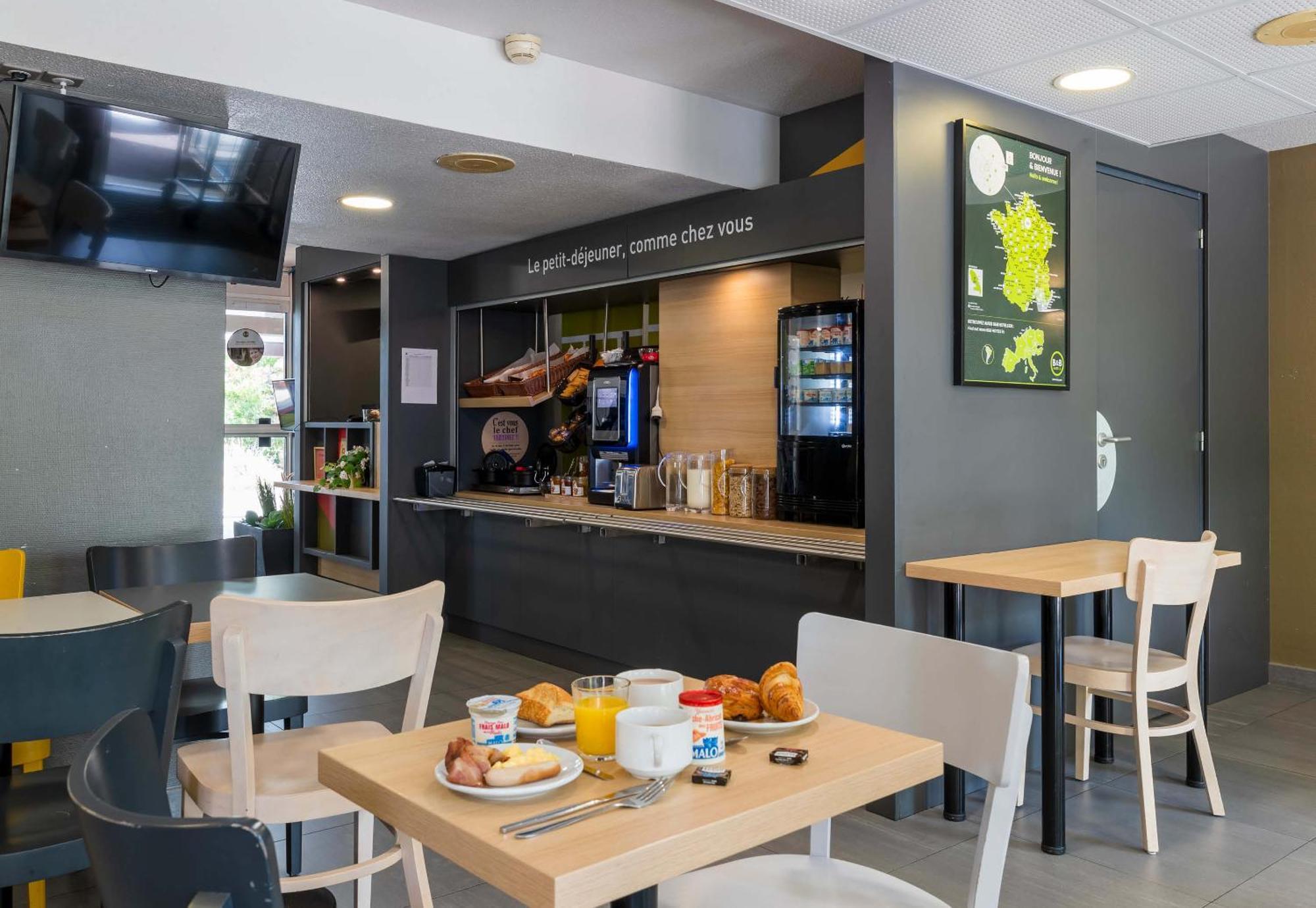 B&B Hotel Auxerre Bourgogne Монето Экстерьер фото