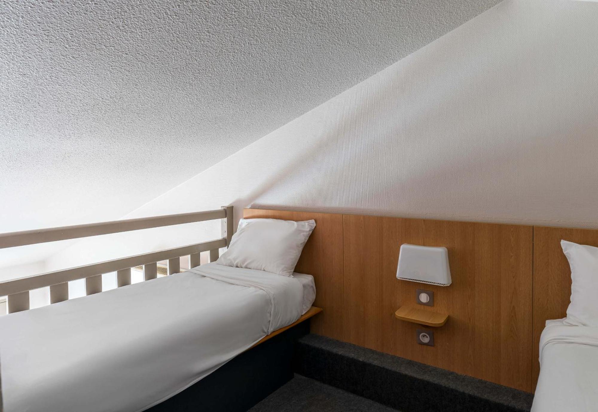 B&B Hotel Auxerre Bourgogne Монето Экстерьер фото